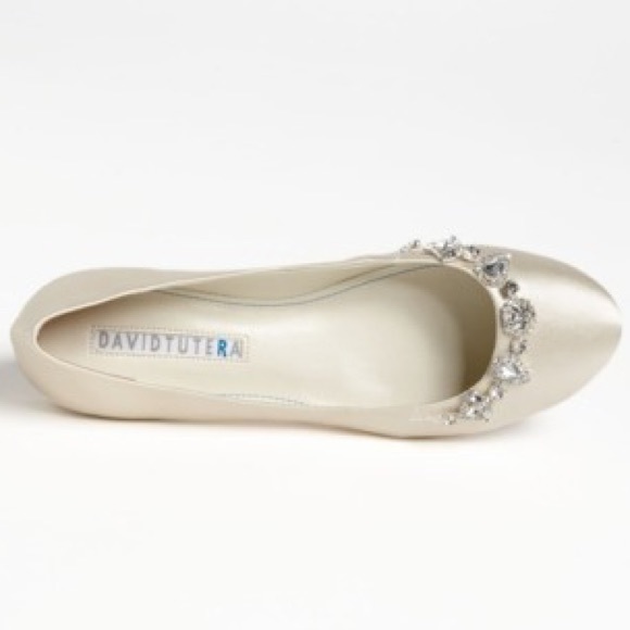 David Tutera 'Blossom' Ivory Embellished Flat - Picture 3 of 4